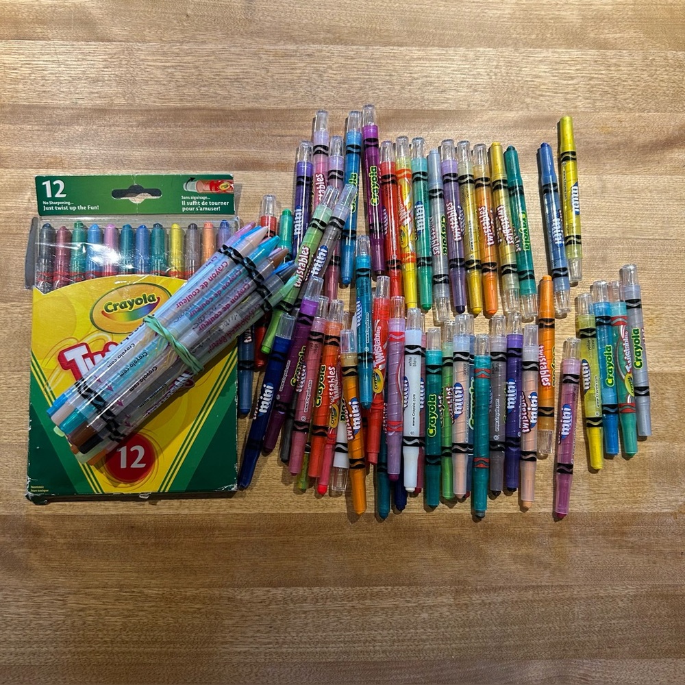 Twistables Crayola Coloured Pencils Galore over 70